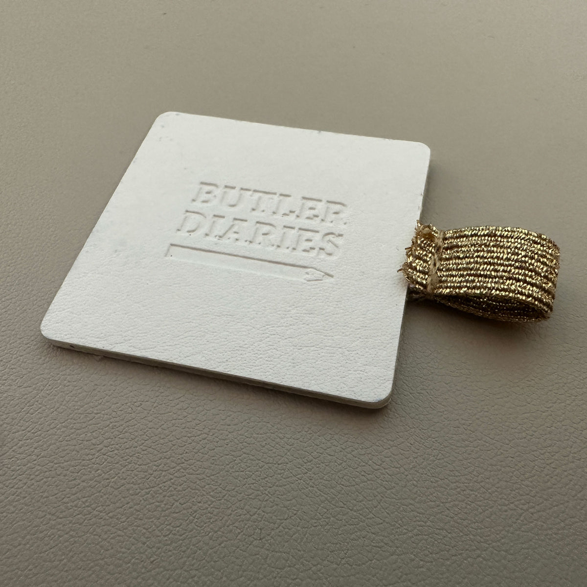 Pen Holder - White and Gold